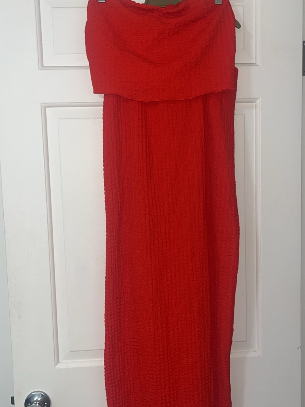 Women’s (Like New) Red Textured Two Piece Skirt & Bandeau Set - Madden Girl - L